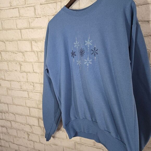 Vintage holiday snowflake sweatshirt - Picture 5 of 15
